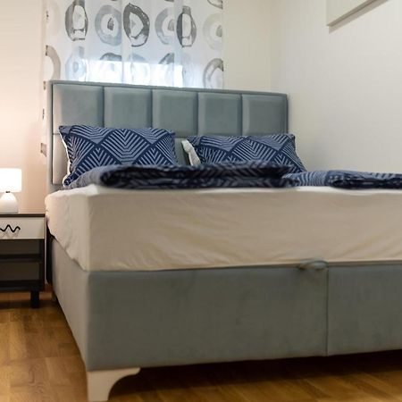 Danijela Apartment Novi Sad Buitenkant foto